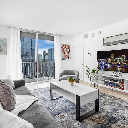 Spacious 2 Bed Unit In Brickell With Free Parking Майами Экстерьер фото