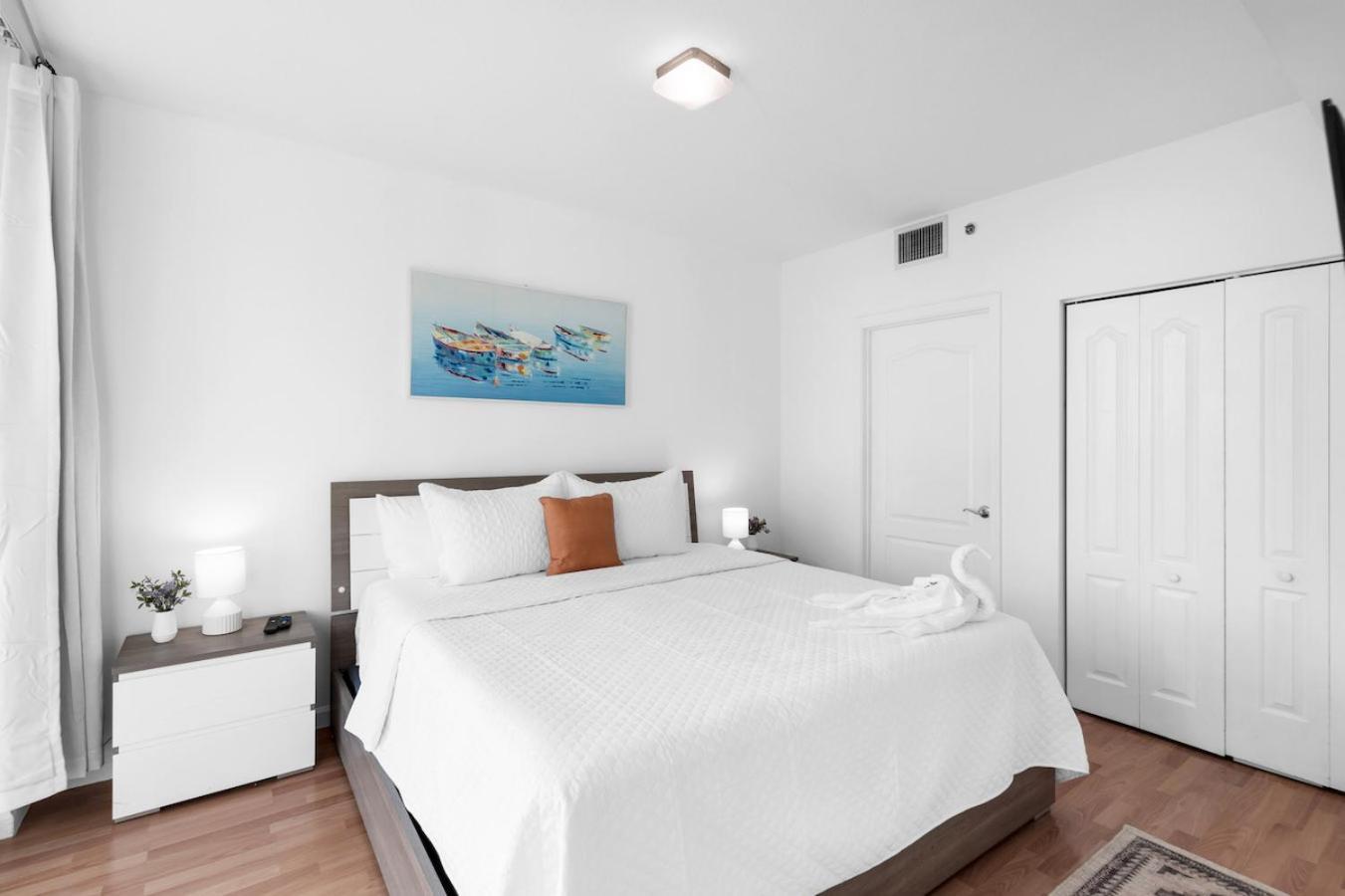 Spacious 2 Bed Unit In Brickell With Free Parking Майами Экстерьер фото