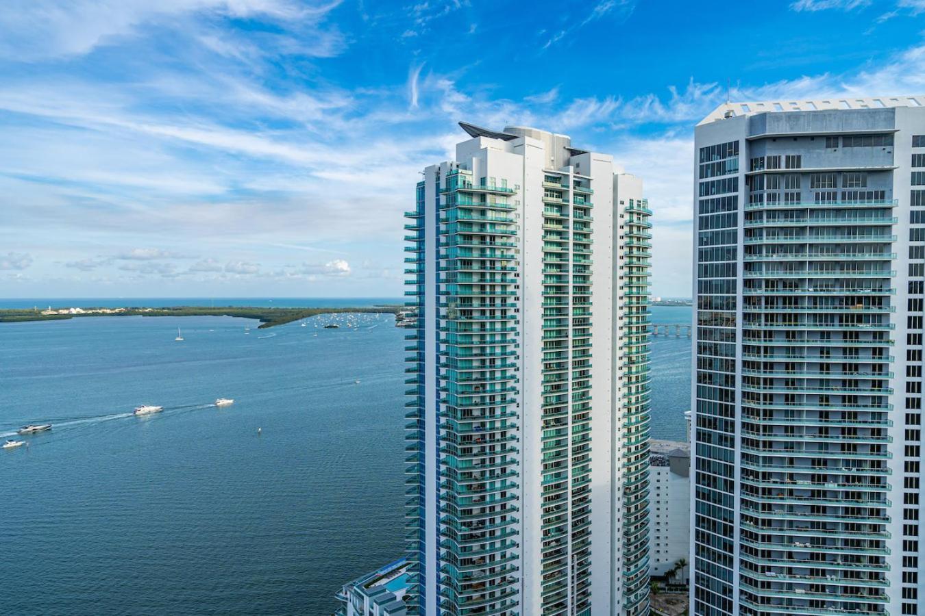 Spacious 2 Bed Unit In Brickell With Free Parking Майами Экстерьер фото
