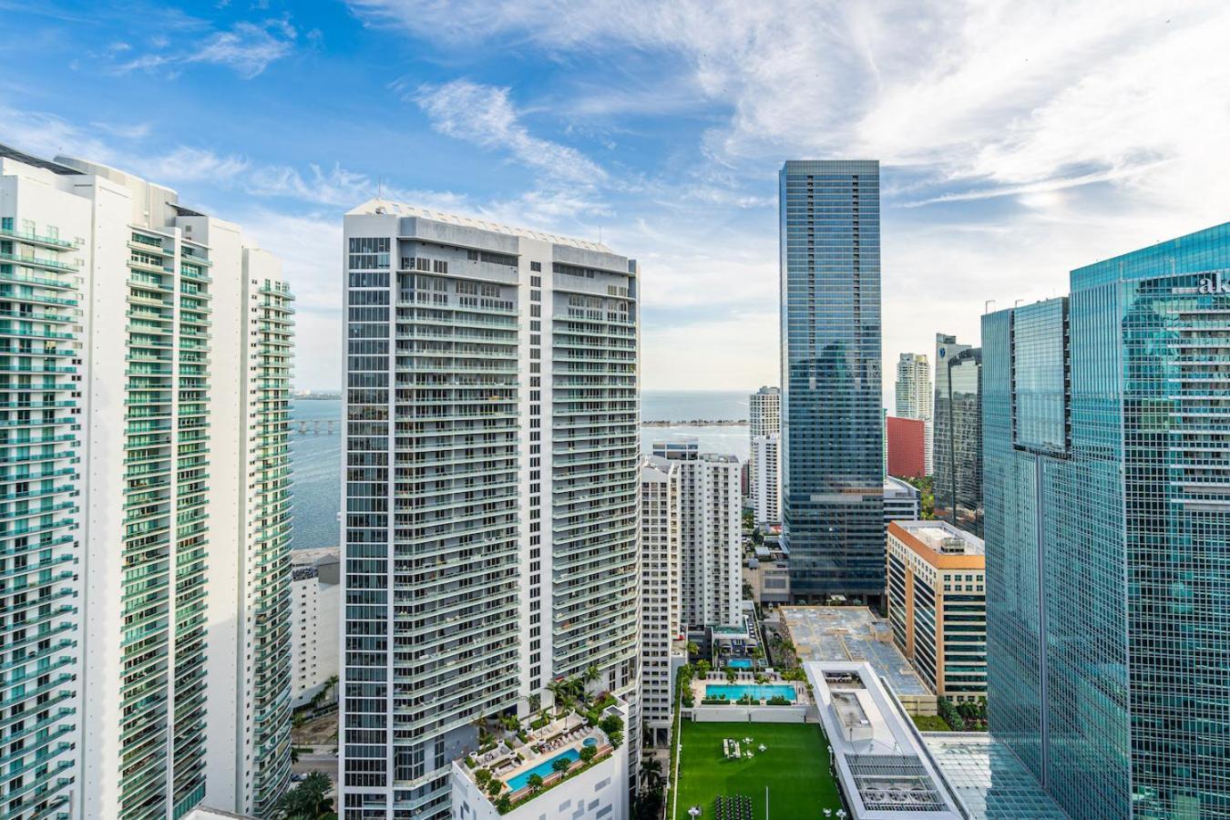Spacious 2 Bed Unit In Brickell With Free Parking Майами Экстерьер фото